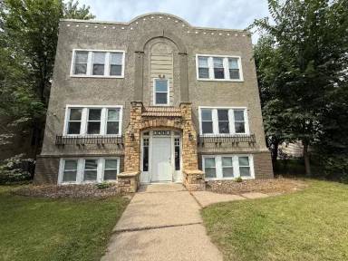Main picture of 3412 Chicago Ave