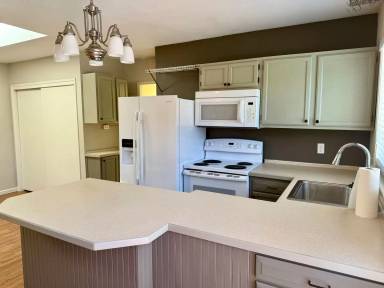 Main picture of 20427 86th Pl W