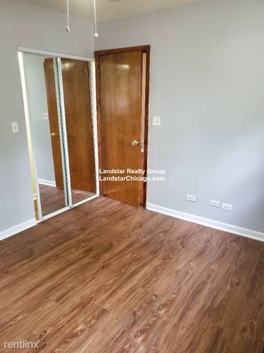 Main picture of 4031 N Kenmore Ave