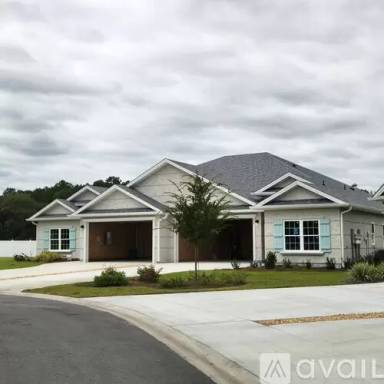 Main picture of 326 The Villas Way