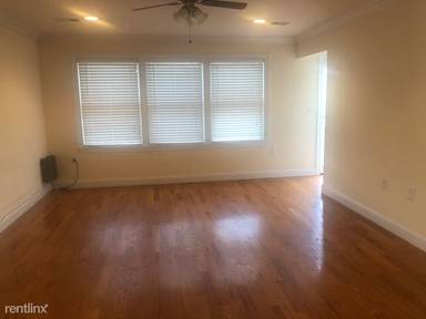 Main picture of 1912 Grand Ave