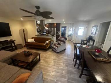 Main picture of 14421 Calneva Ln