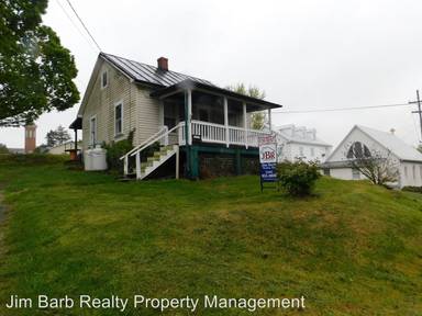 Main picture of 110 N Buckmarsh St