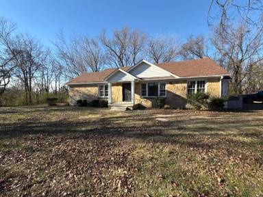 Main picture of 1699 Eastland Ave