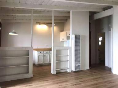 Main picture of 111 Santa Ana Ln
