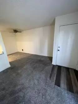 Main picture of 1351 Dustin Dr