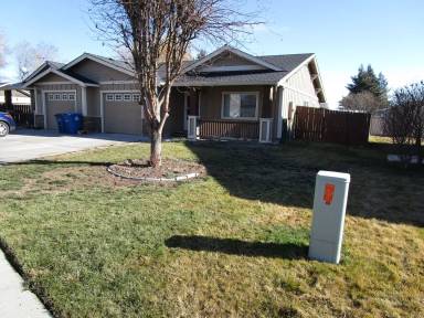 Main picture of 172 SW Ivy Ct