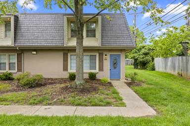 Main picture of 135 Regency Point Path