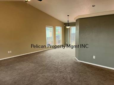 Main picture of 2733 Montelius St