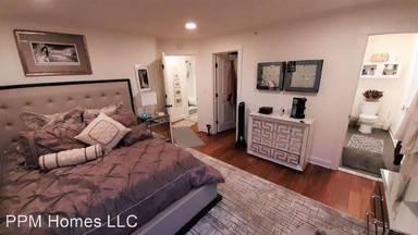 Main picture of 215 W Spencer St