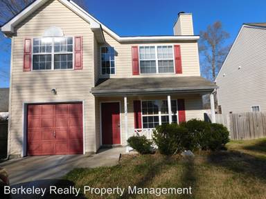 Main picture of 122 Colonial Ave