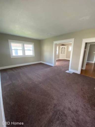 Main picture of 3205 Central Dr