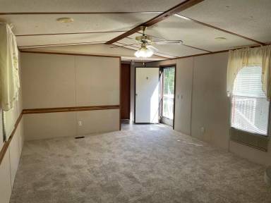 Main picture of 5042 Oak Grove Church Rd
