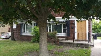 Main picture of 1915 Ewald Cir