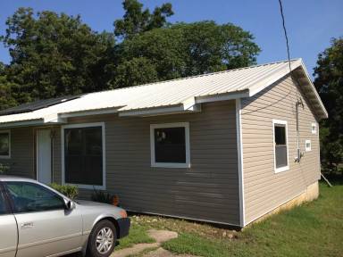 Main picture of 1306 Elberta Dr