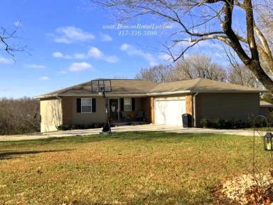 Main picture of 1791 Fruit Farm Rd