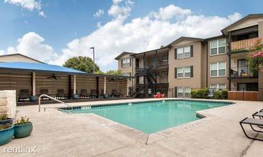 Main picture of City Summit Apartments