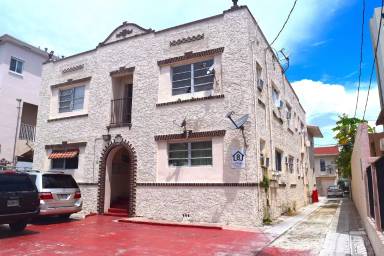 Main picture of 1053 SW 2nd St