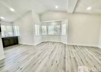 Main picture of 5542 Hazelbrook Ct