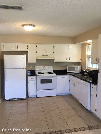 Main picture of Poinciana Condominiums