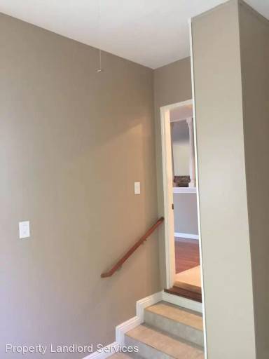 Main picture of 7000 Maynard Ave