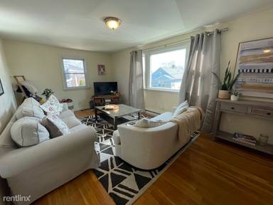 Main picture of 74 Dunboy St
