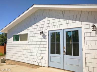 Main picture of 4582 Rhode Island St