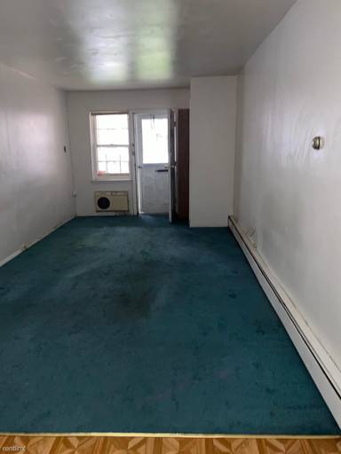 Main picture of 1244 E 68th St