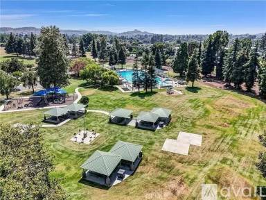 Main picture of 3037 Knollwood Ave