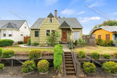Main picture of 6947 N Villard Ave