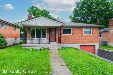 Main picture of 2432 Lourdes Ln