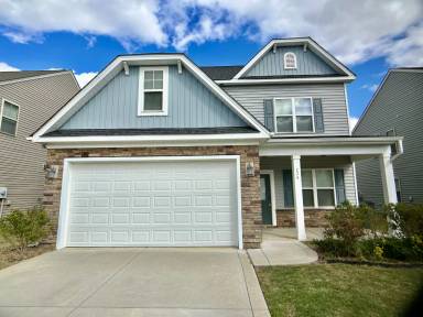 Main picture of 224 Marsh Creek Dr