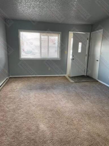Main picture of 411 Laurel Ct