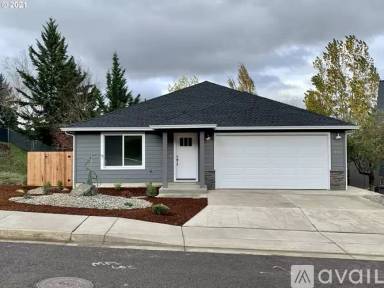 Main picture of 945 SE Golden Eagle Ave
