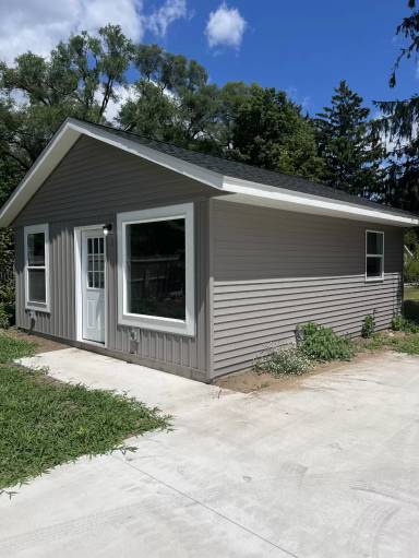 Main picture of 528 Oak Ave
