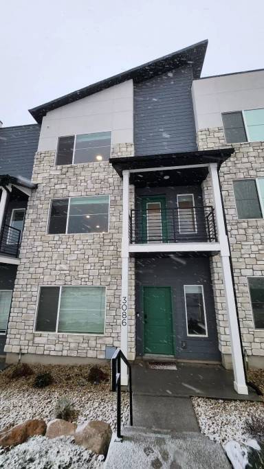 Main picture of 3086 N Bend Ln