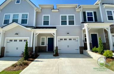 Main picture of 10 Jaycee Ct