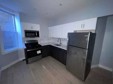Main picture of 182 Ocean Ave
