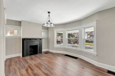 Main picture of 2000 Hewitt Ave