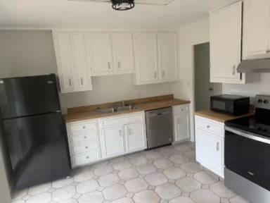 Main picture of 2812 W Daniel St