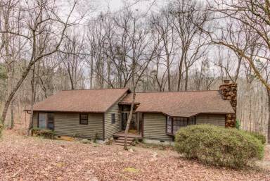 Main picture of 409 Tiger Tail Rd