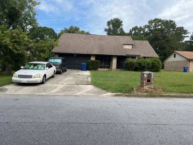 Main picture of 3300 Valley Bend Rd