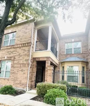 Main picture of 8317 Moore St