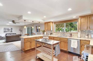 Main picture of 118 NW 194th St