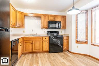 Main picture of 1510 Fieldstone Dr