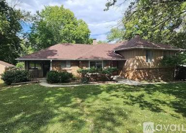 Main picture of 9221 Indian Hills Dr
