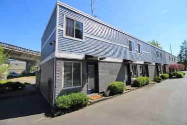 Main picture of 3634 SW Multnomah Blvd