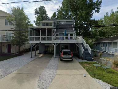 Main picture of 1423 Howard Rd