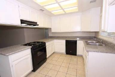 Main picture of 3608 Floral Dr