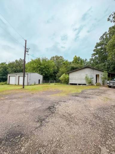 Main picture of 2651 FM 726 W